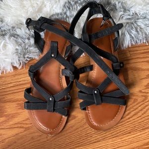 Black sandals